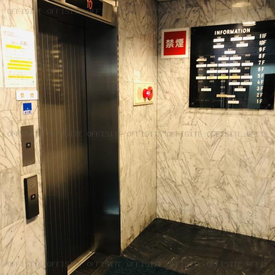 シドニービルのエレベーター