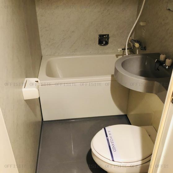 パークビュー横浜の1001号室 トイレ