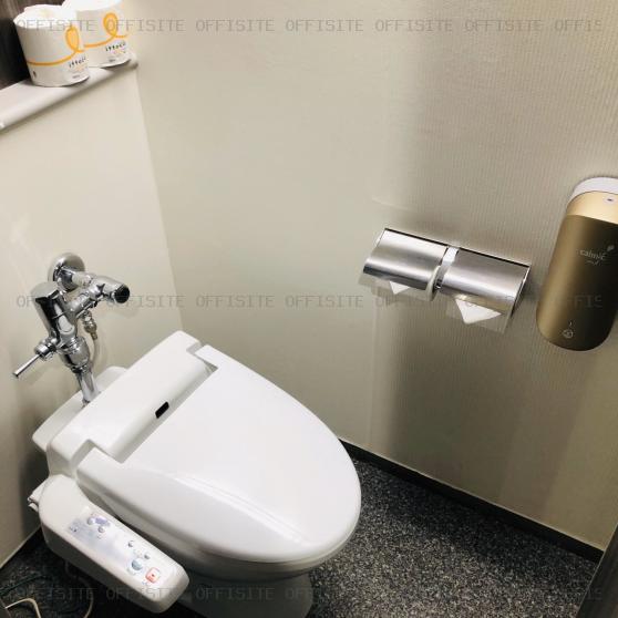 渋谷センタープレイスの8階 男子トイレ