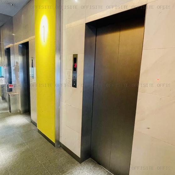 ニュー駿河台ビルのエレベーター
