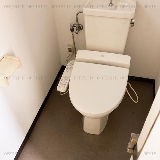 三輪田ビルのトイレ