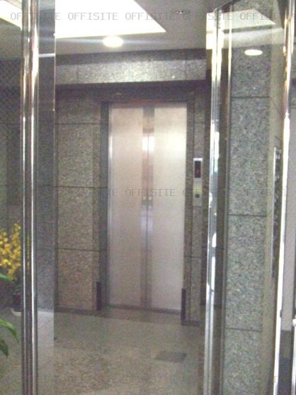 平森ビルのエレベーター