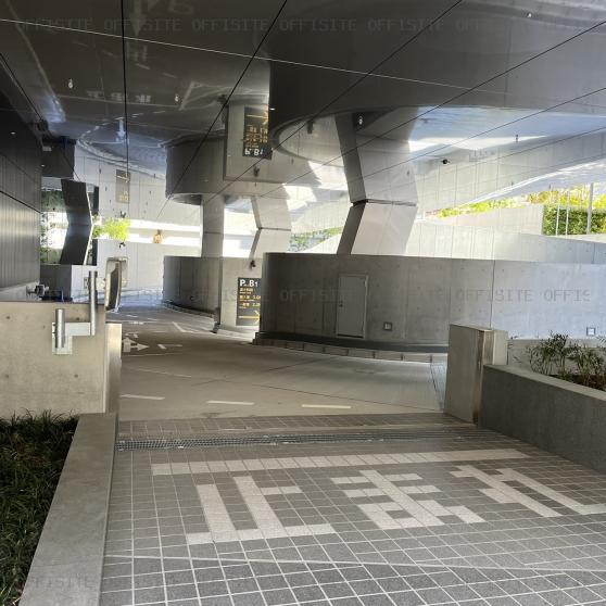 五反田JPビルの駐車場