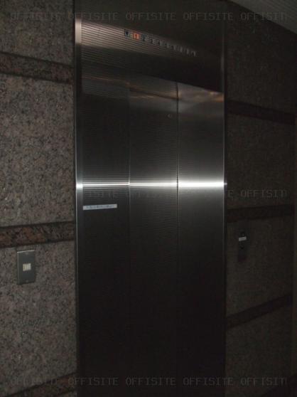 ニチヨビルのエレベーター