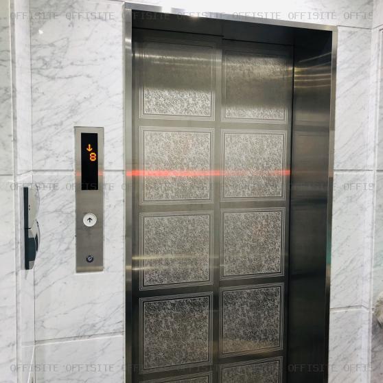 京橋東邦センタービルのエレベーター