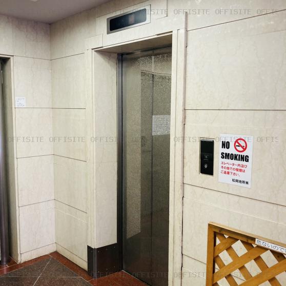 松岡西葛西ビルのエレベーター