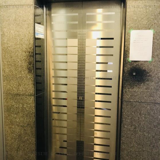 恵比寿幸和ビルのエレベーター