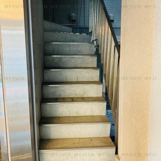 ＡＣＮ日本橋浜町ビルの階段