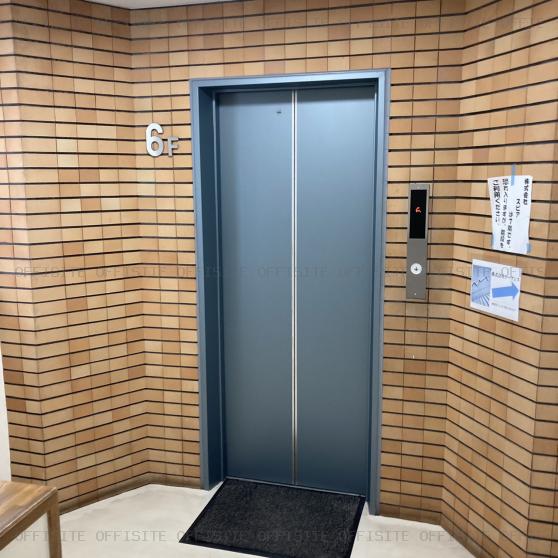 リベール藤沢ビルのエレベーター