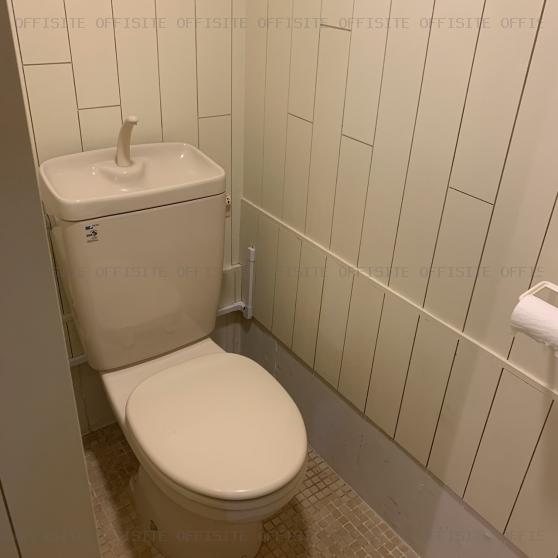 ＡＹ代官山の1階トイレ