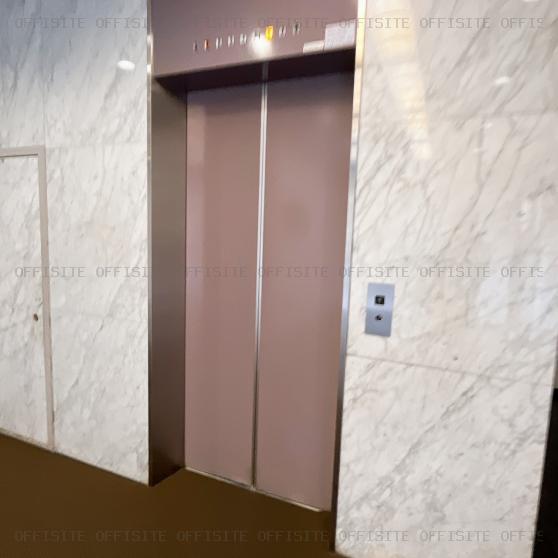 石川ビルのエレベーター