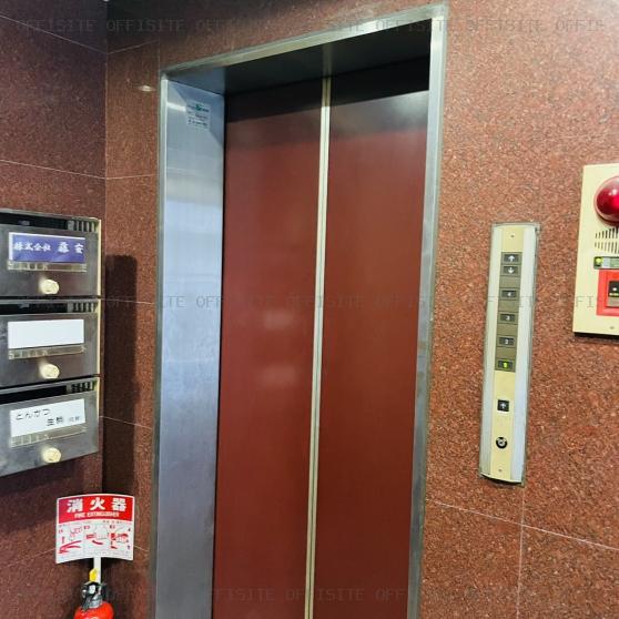 ＭＳビルのエレベーター