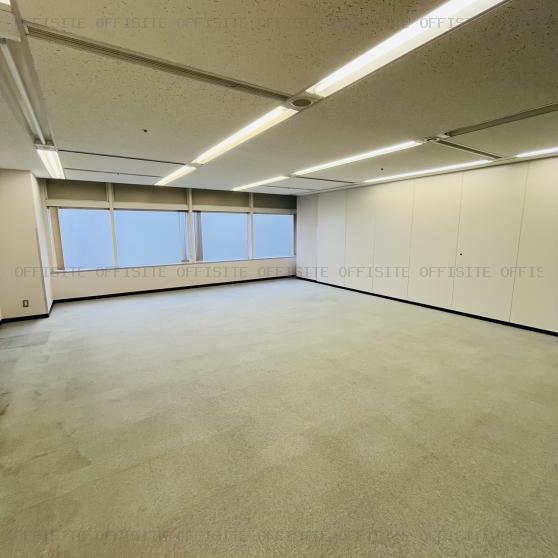 東京日産西五反田ビルの7階 室内 288.82坪 居抜き