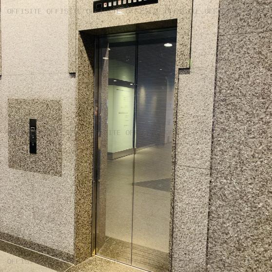 ＡＲ新横浜ビルのエレベーター