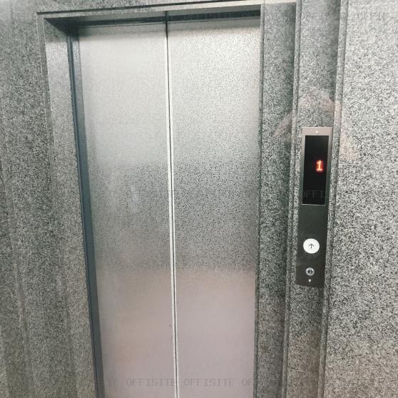 日本橋久松町栗原ビルのエレベーター