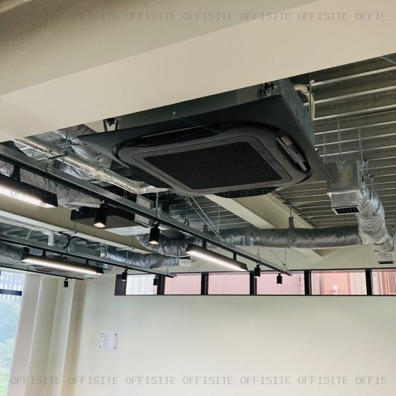 市ヶ谷科学技術イノベーションセンタービルの5階 空調設備