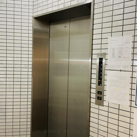 ナカノ九段南ビルのエレベーター
