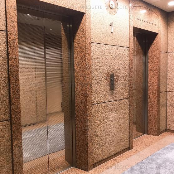 Ｔ＆Ｇ浜松町ビルのエレベーター