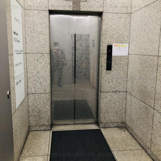 市ヶ谷ＭＳビルのエレベーター