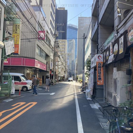 Ｐｏｌａｒ 西新宿の前面道路