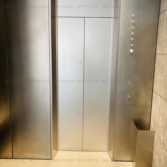 ５５－１麻布台のエレベーター