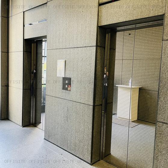 ニッセイ半蔵門ビルのエレベーター