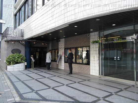 早川トナカイビルの1階部分