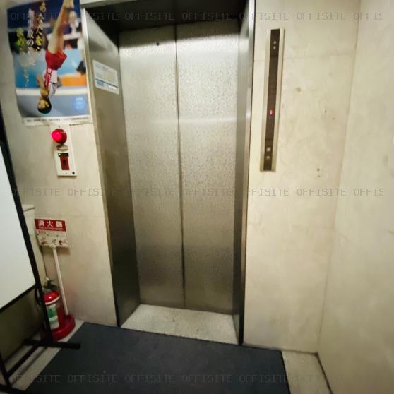 本郷宮田ビルのエレベーター