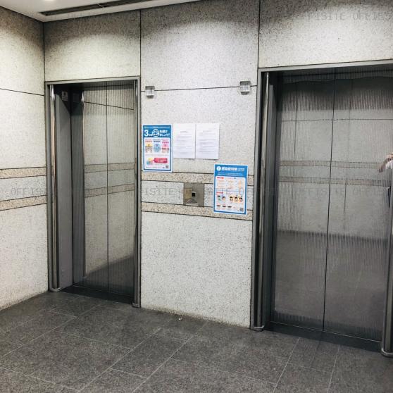 ＫＤＸ横浜西口ビルのエレベーター