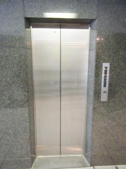 南青山第１韮澤ビルのエレベーター