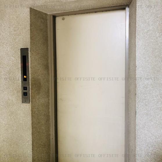 杉下ビルのエレベーター