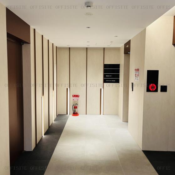 ＴＥＲＲＡＣＥ ＳＩＴＥ 神宮外苑のエレベーターホール