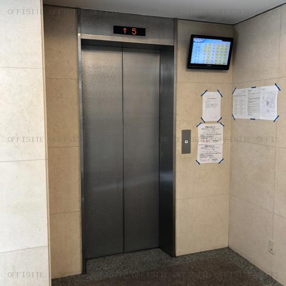 楠本第２ビルのエレベーター