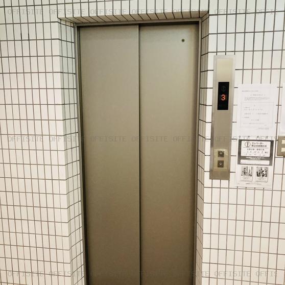 細山茅場町ビルのエレベーター