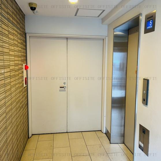ミタケタワーのエレベーター