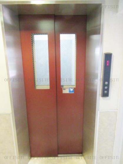 日興児玉パレス南青山のエレベーター