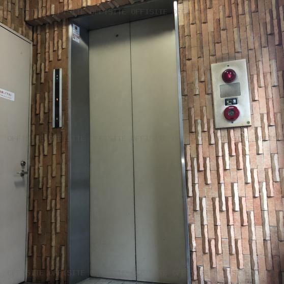 吉川ビルのエレベーター