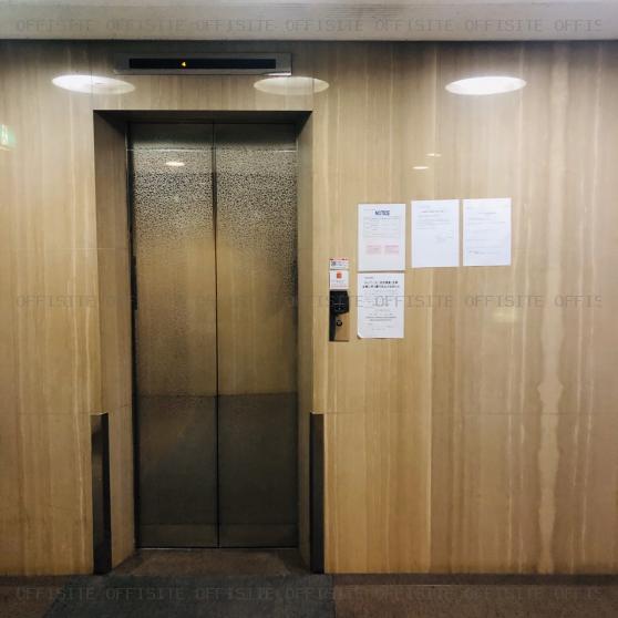 エクシズビルのエレベーター
