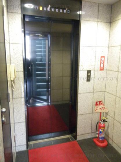 東神田藤和ビルのエレベーター