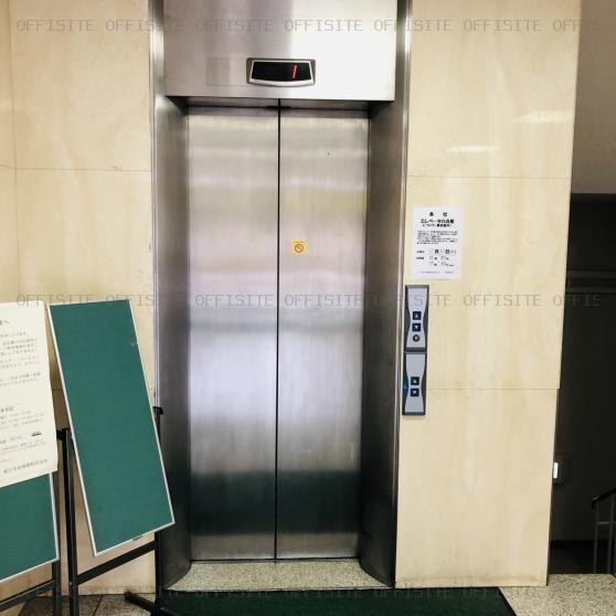 朝日生命町田ビルのエレベーター