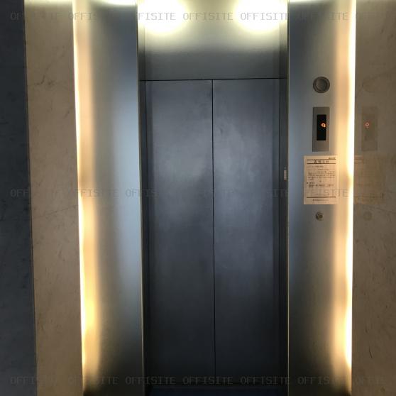 西新宿ダイヤモンドビルのエレベーター