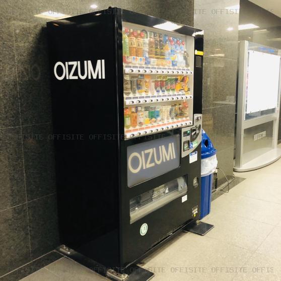 オーイズミ東上野ビルの自動販売機