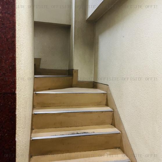 ＭＳビルの内階段