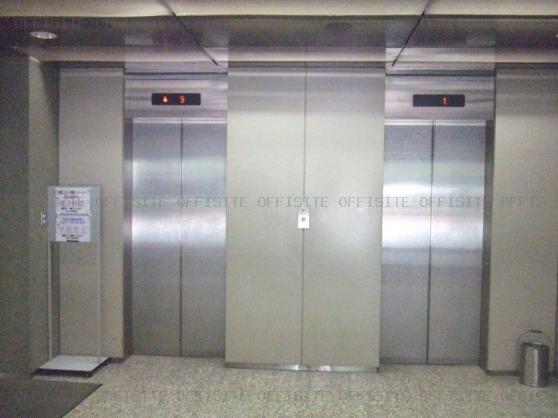丸柏タマビルのエレベーター