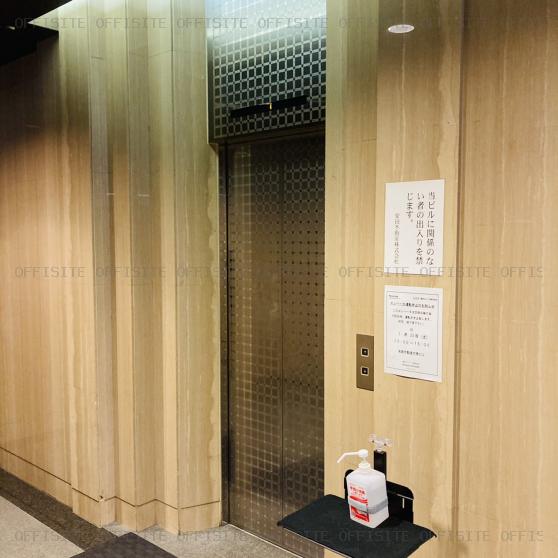 名鉄不動産竹橋ビルのエレベーター