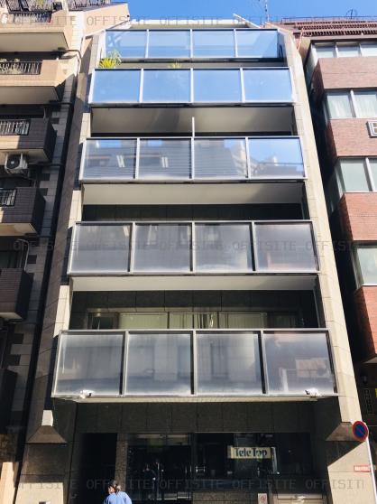 第１１赤坂葵ビルの外観