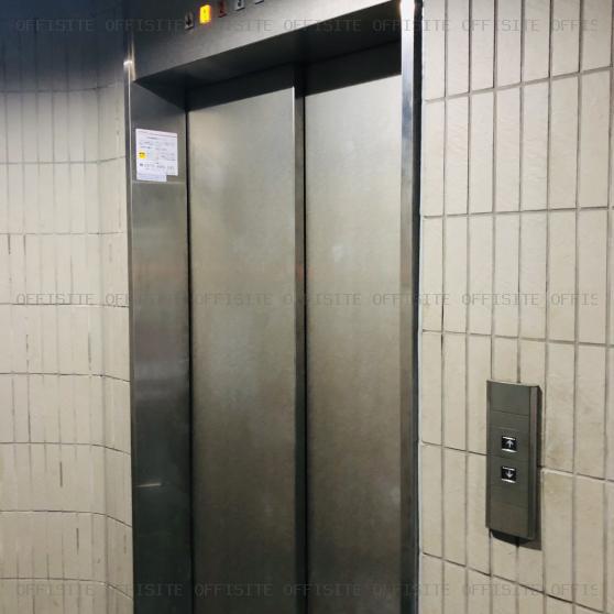 ヴィレッジ山村のエレベーター