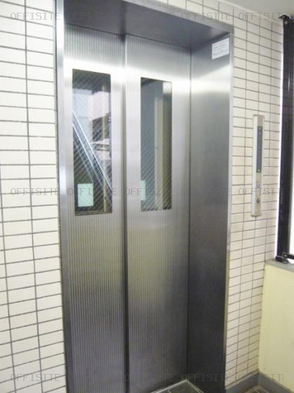 藤和シティコープ新富町のエレベーター