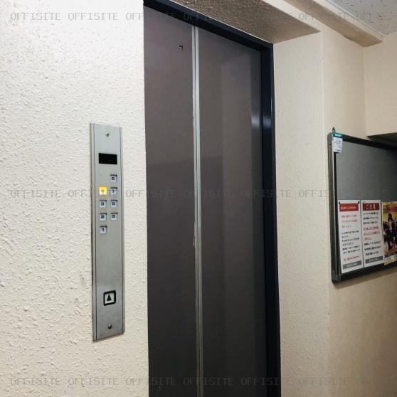 新川田所ビルのエレベーター