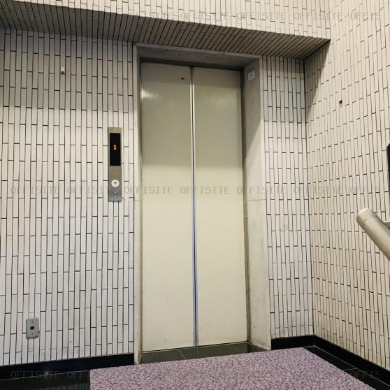 キムラビルのエレベーター